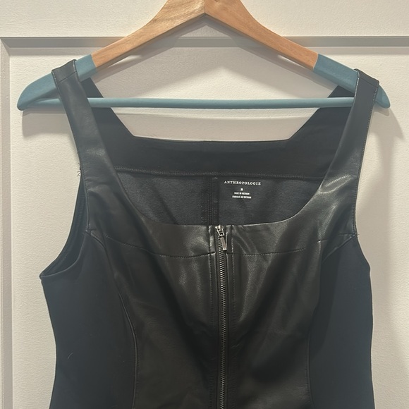ANTHRO// Zip-front corset/peplum top - Picture 4 of 11